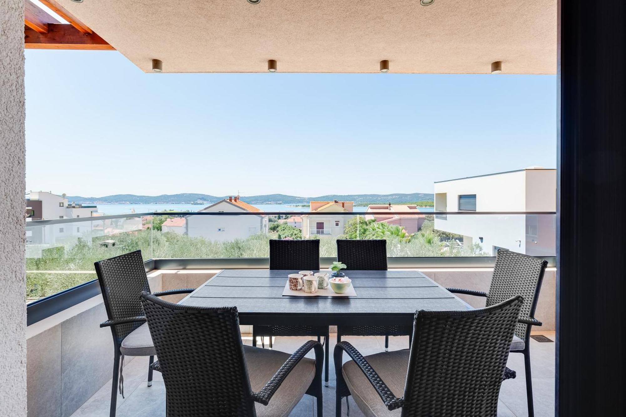 Sea Bay View Apartment - Appartement Avec Piscine Et Magnifique Vue Sur Mer Sveti Filip i Jakov Exteriér fotografie